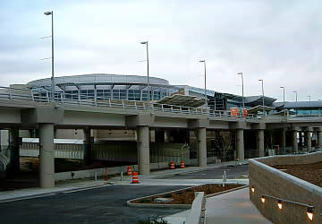 新ターミナル外観