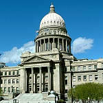 州議事堂