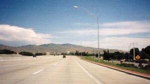 I-184を中心街に向かう