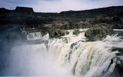 ショショーン滝