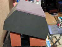 サラウンドスピーカー