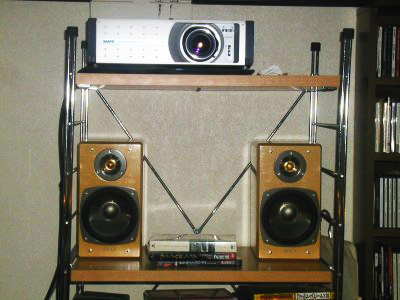 バックスピーカー